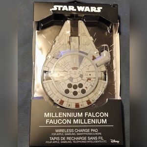 Star Wars Millennium Falcon Gray Wireless Charging Pad